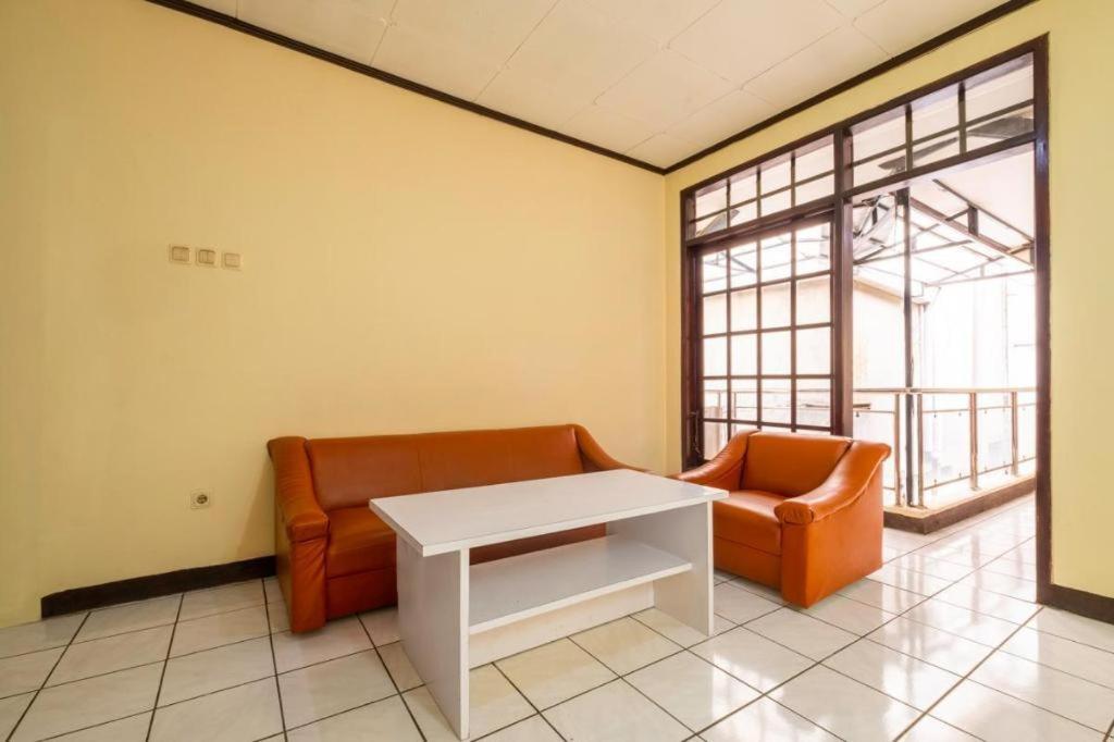 Super Oyo 2672 Bee M Syariah Hotel Bandung Luaran gambar